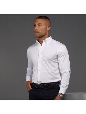 Collars & Co. NWOT Quattro Flex Dress Shirt with Button Down Collar - Size Small